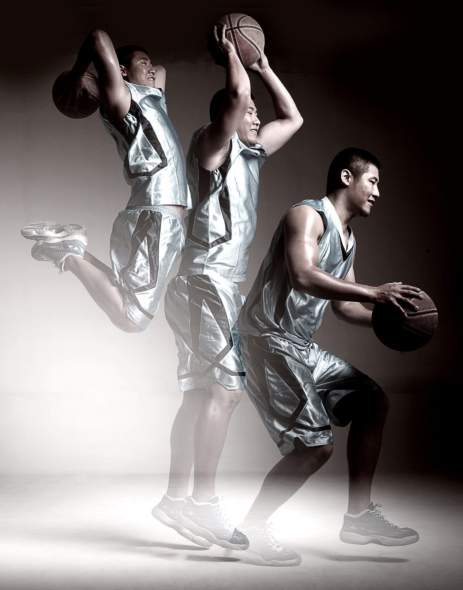 包含热血篮球场上的较量,年轻球员勇往直前拼尽全力的词条 包含热血篮球场上的较量,年轻球员勇往直前拼尽全力的词条