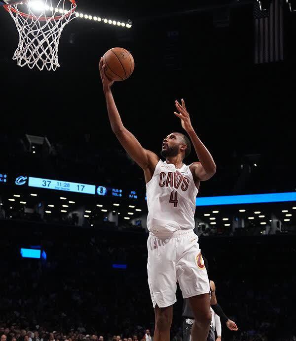 篮网击败奇才,继续领跑东部联盟 篮网击败奇才,继续领跑东部联盟