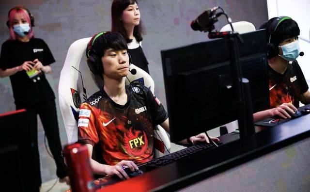 开云下载-包含DFM轻取NS，Doinb线上压制力十足激烈交锋半决赛，技惊四座的词条