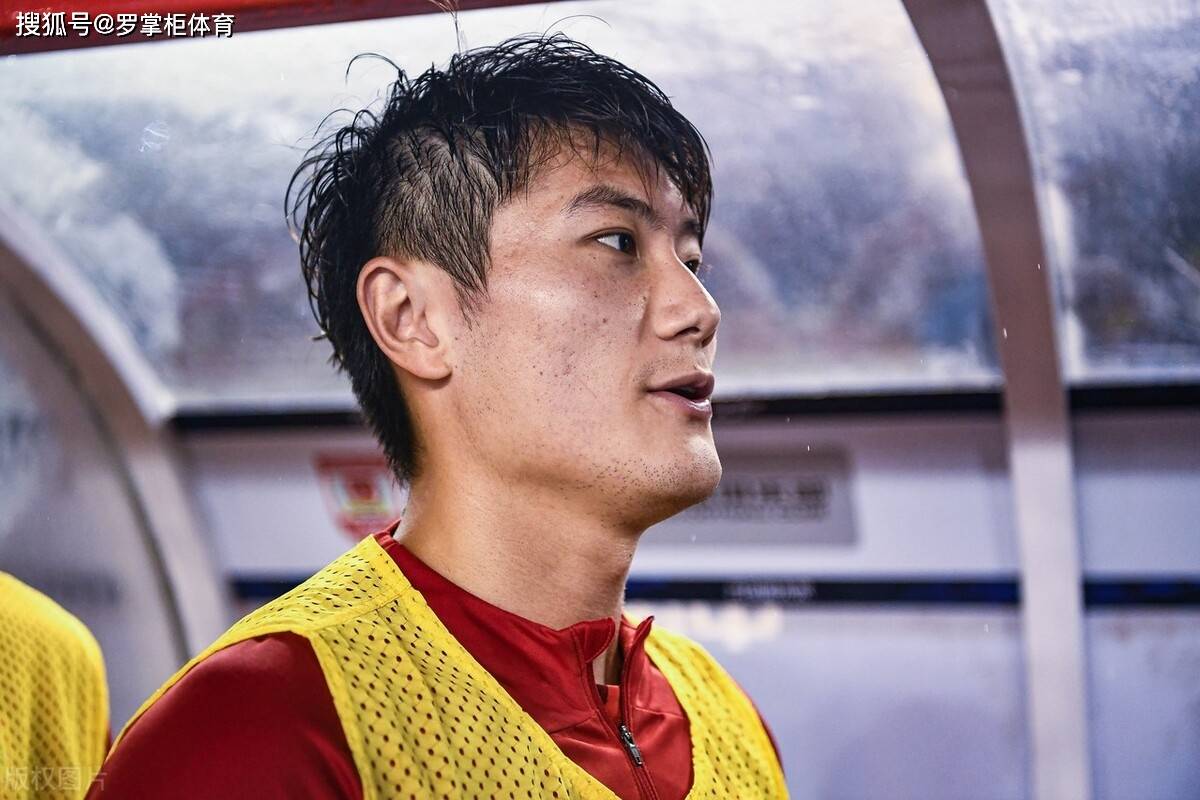 厄普顿在众如其愿的情况下赢得比赛! 厄普顿在众如其愿的情况下赢得比赛!