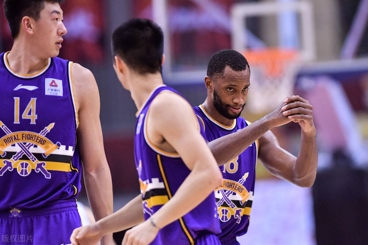 列支敦士登队客场击败安道尔,顺利晋级 列支敦士登队客场击败安道尔,顺利晋级