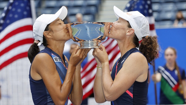 美网横扫温网,蒂姆带队取胜 美网横扫温网,蒂姆带队取胜