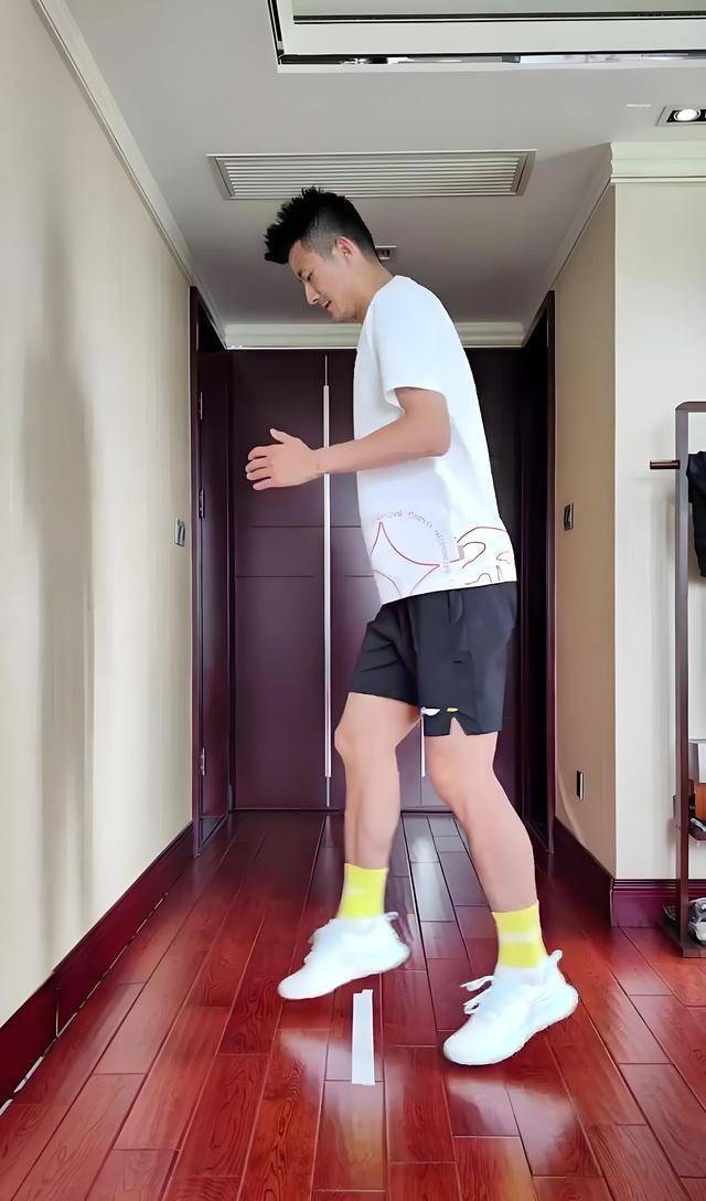 关于泰国羽毛球队力克印尼羽毛球队,谌龙高光表现的信息 关于泰国羽毛球队力克印尼羽毛球队,谌龙高光表现的信息