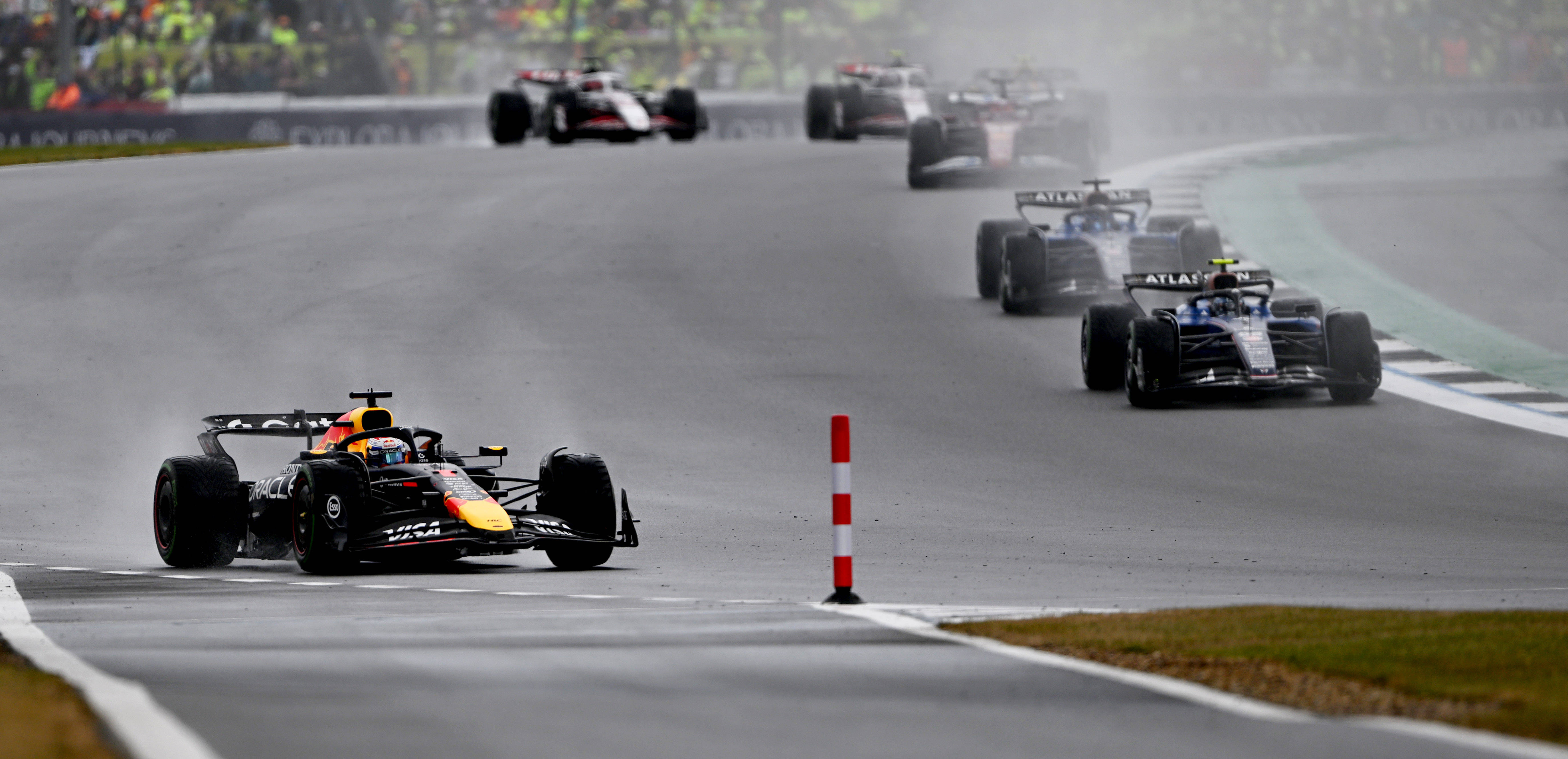 开云体育app-威廉姆斯险胜索伯车队，诺里斯统治全场的简单介绍